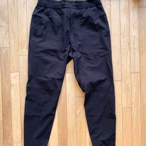 Lululemon tech jogger